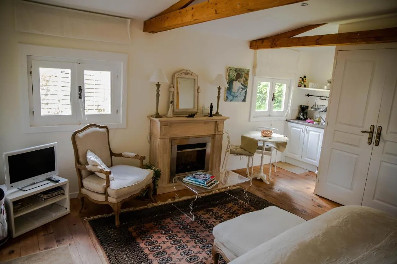 L'Oisette Bed & Breakfast Epiniac France