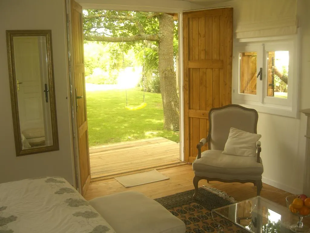 L'Oisette Bed & Breakfast Epiniac