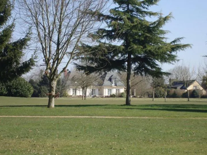 L'Oisette Bed & Breakfast Epiniac 5*,  France