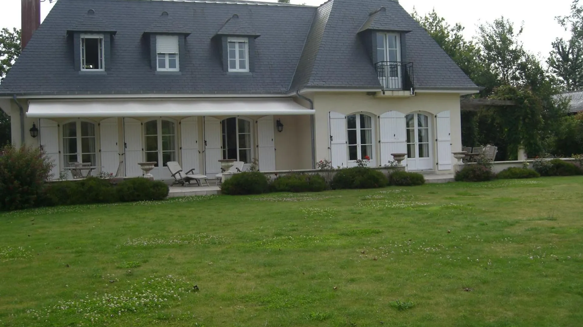 L'Oisette Bed & Breakfast Epiniac