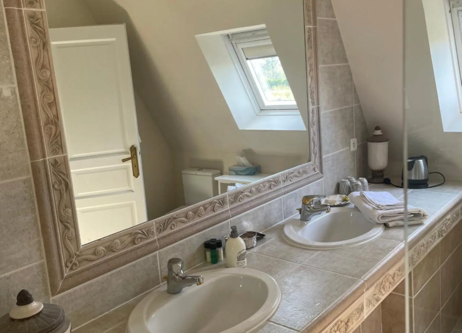 L'Oisette Bed & Breakfast Epiniac