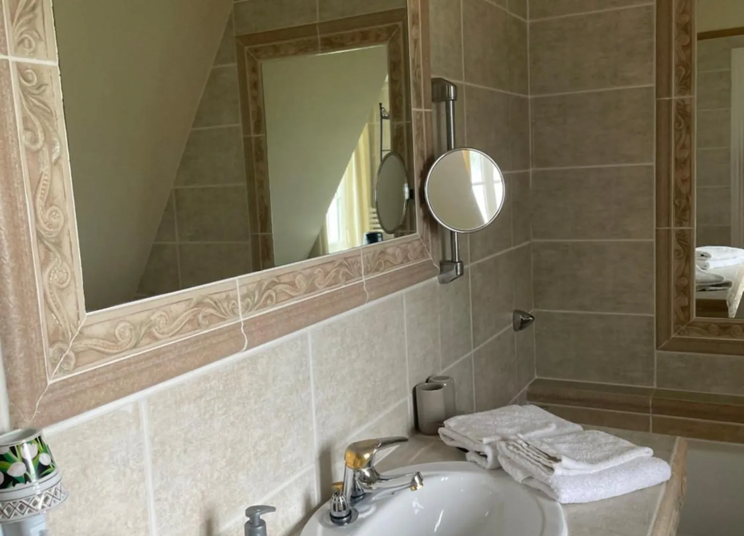 *****  L'Oisette Bed & Breakfast Epiniac France